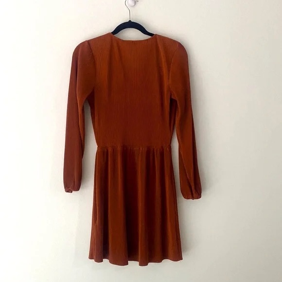 🍁Abercrombie & Fitch Satin Pleated Wrap Mini Dress -Burnt Orange Spice/Rust, S - Picture 4 of 6